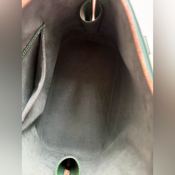 Louis Vuitton Green Epi Leather Alma 🍃 - Picture 9 of 15